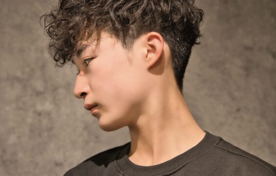 メンズ　ツーブロック ショートスタイル