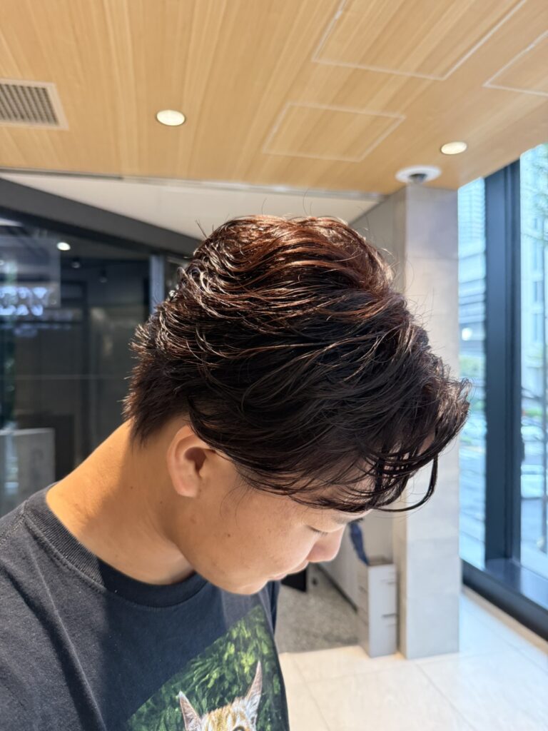 センターパート メンズショートスタイル ビジネススタイル