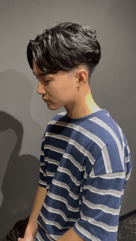 センターパート メンズショートスタイル ビジネススタイル
