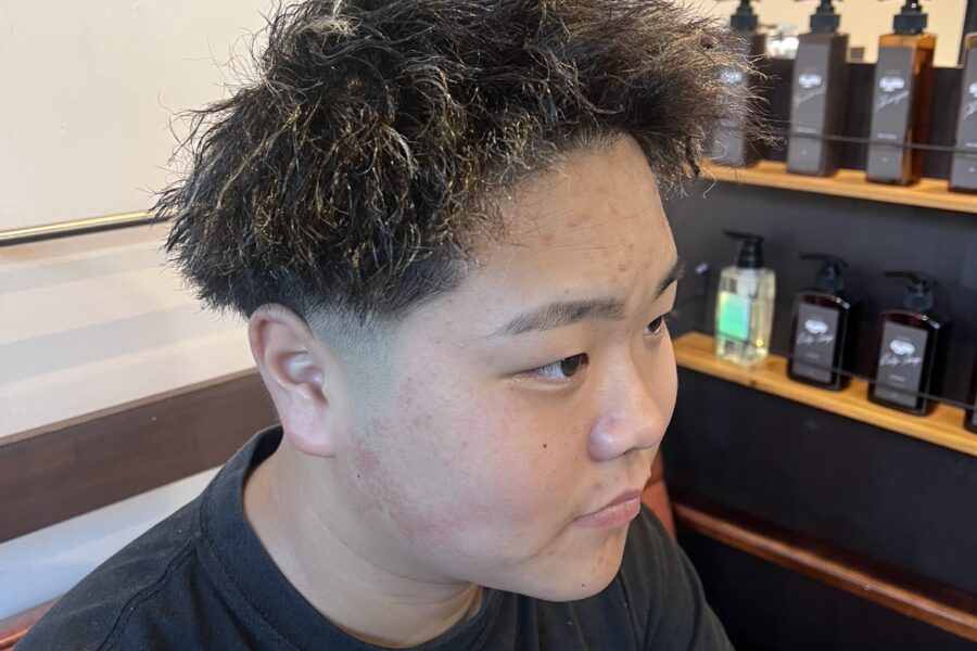 ツイスト、ショート、フェード