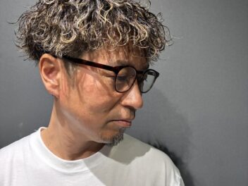 メンズパーマ 波巻き　波巻きパーマ　メッシュ　メンズカラー　理容室　メンズ理容室