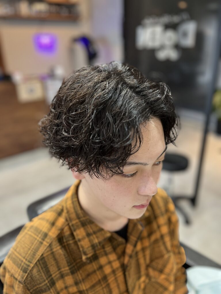 ツーブロック　ツーブロマッシュ　波巻きパーマ　波巻き