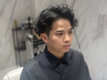 メンズパーマ スパイラルパーマ　強めスパイラル　スパイラル　マッシュ　マッシュパーマ　メンズカット カット