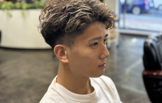 メンズパーマ　ラルフカール　パーマ　メンズカラー　メンズメッシュ　カラー　メッシュ