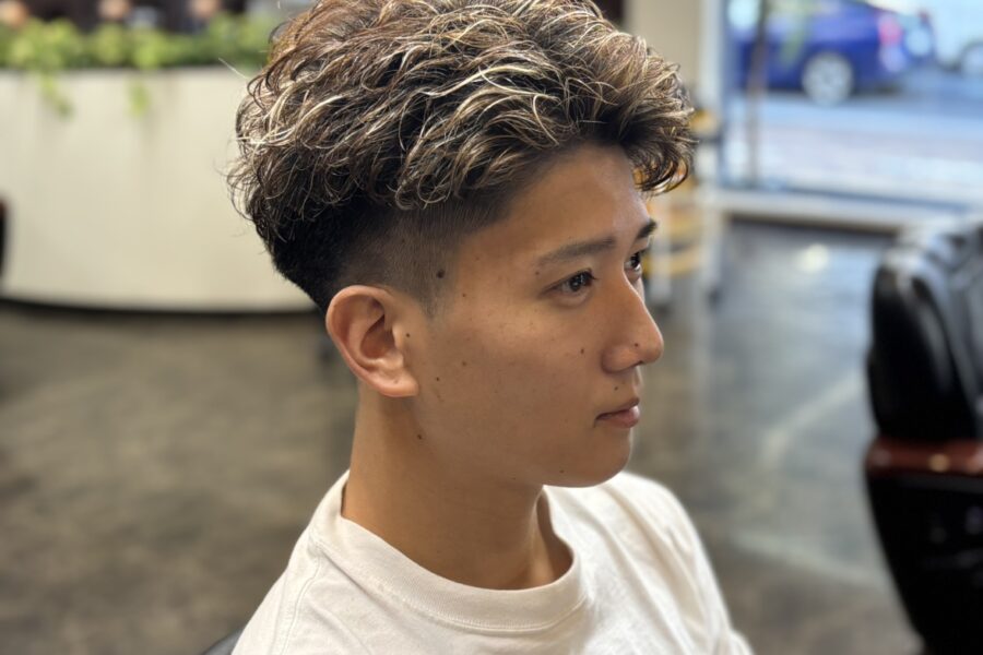 メンズパーマ　ラルフカール　パーマ　メンズカラー　メンズメッシュ　カラー　メッシュ