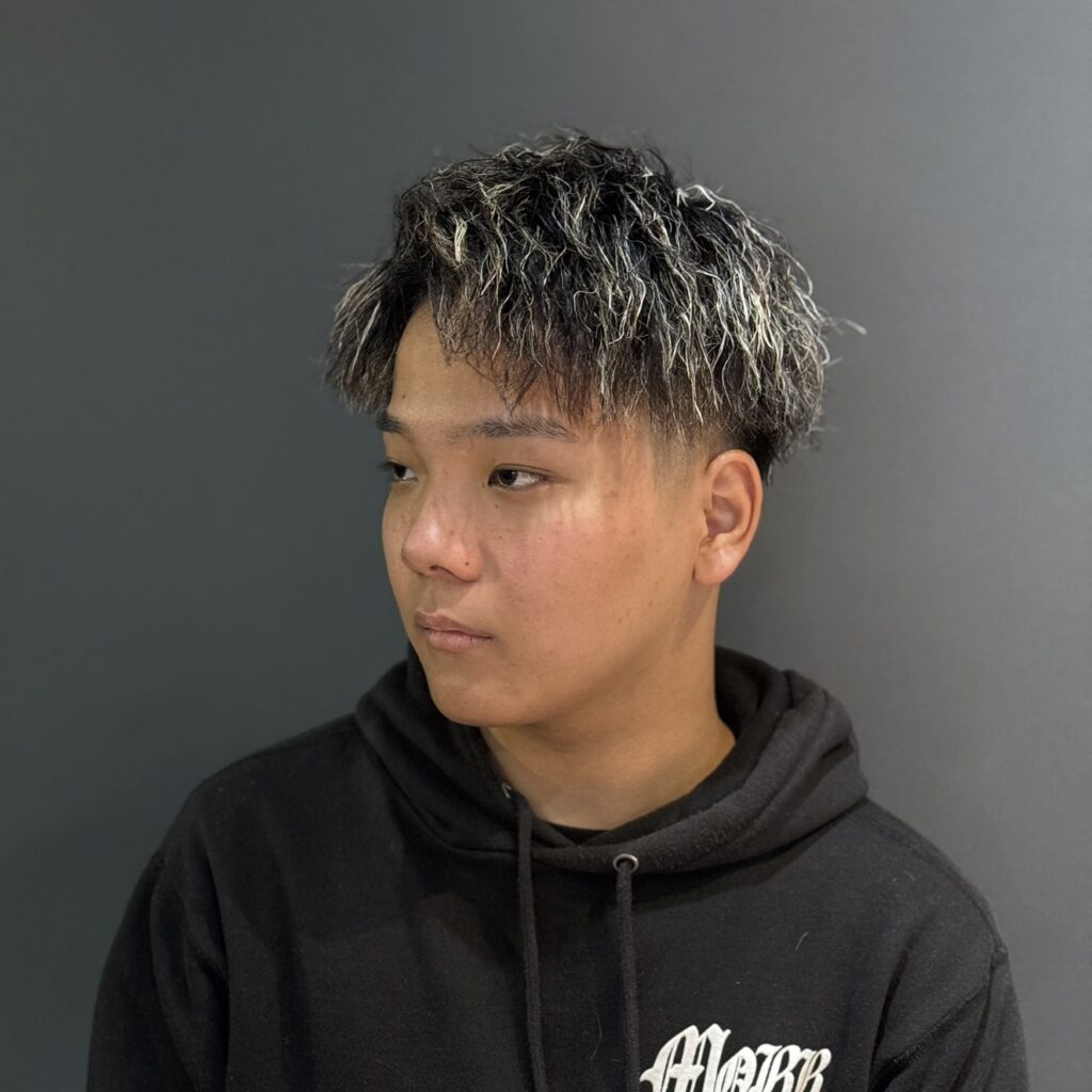 ツイストスパイラル　ツイスパ　ツーブロック　メンズパーマ　DoEN 大阪　の画像