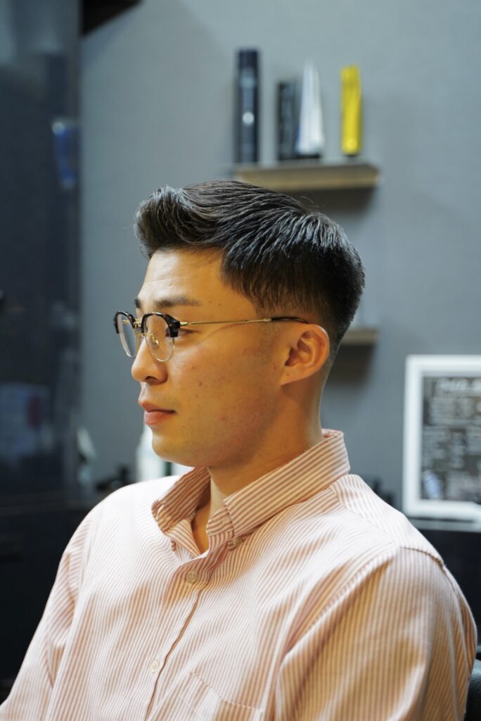 フェザーアップ　フェード　スキンフェード　ローフェード　メンズ　短髪　