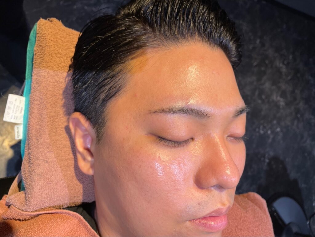 眉毛　アイブロウ　シェービング　ストレート眉