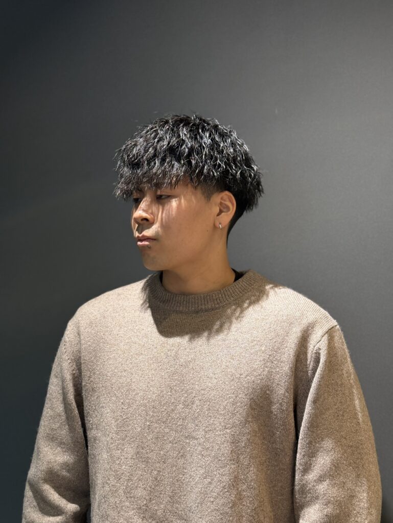 波巻き　メンズ　パーマ