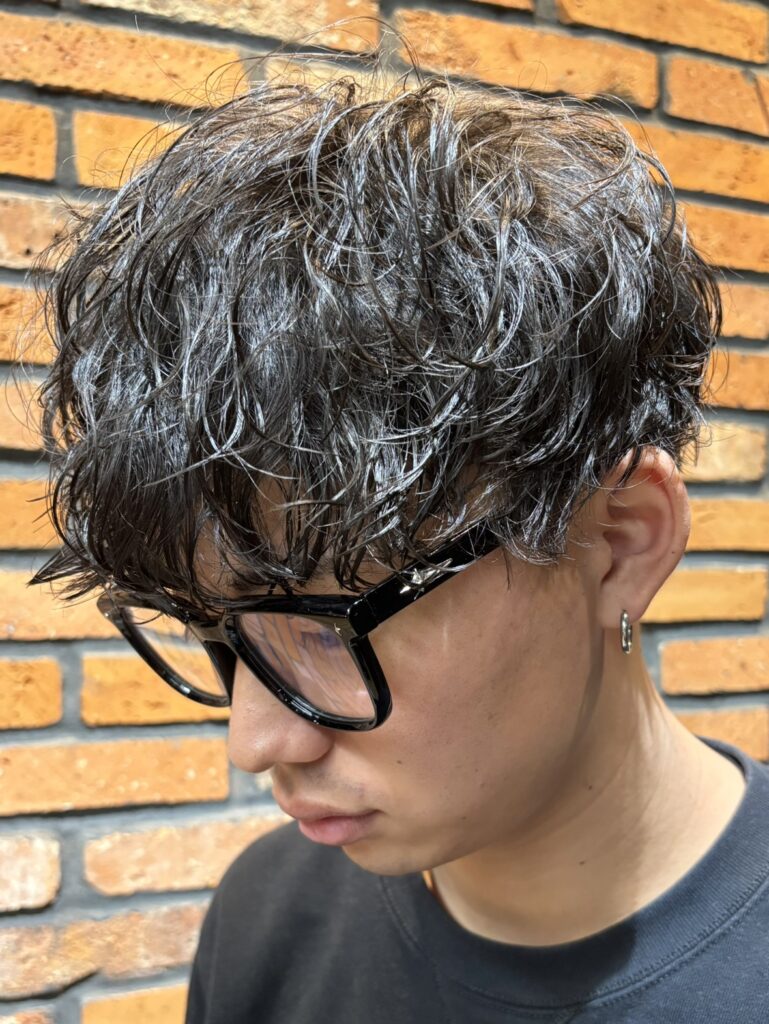 シャドウパーマ