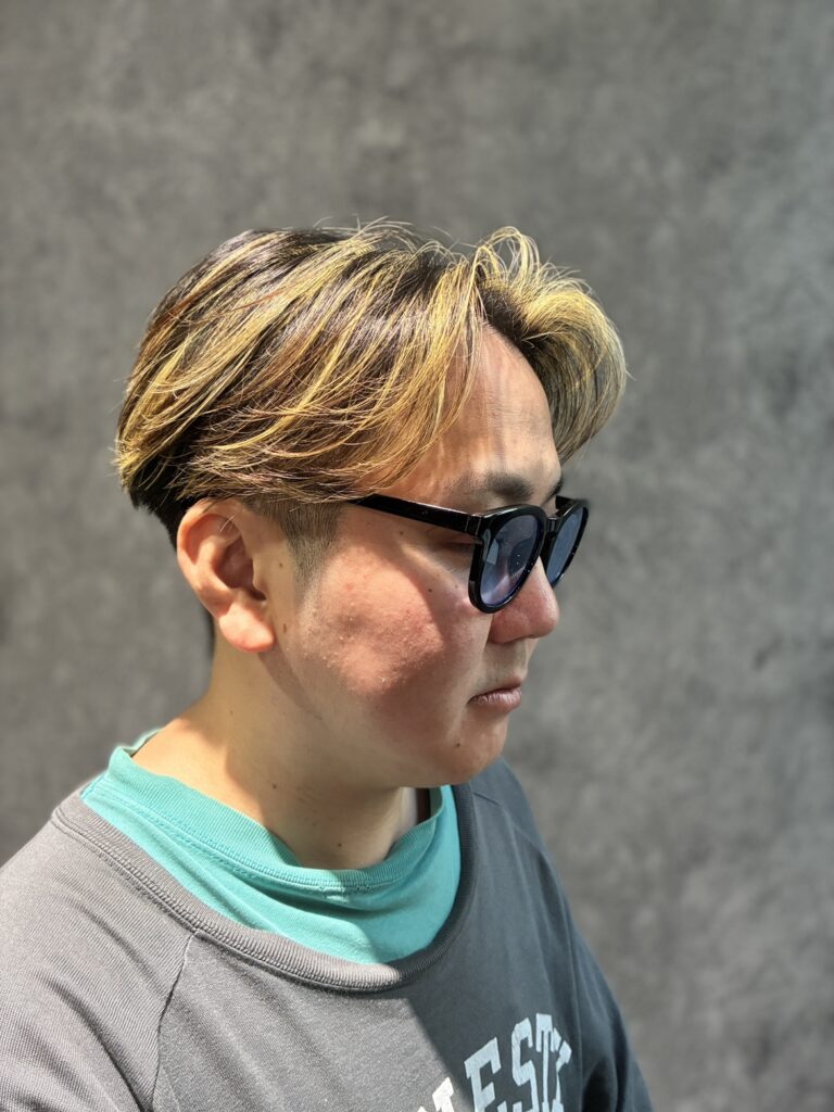 メンズパーマ　ハイライト　メッシュ