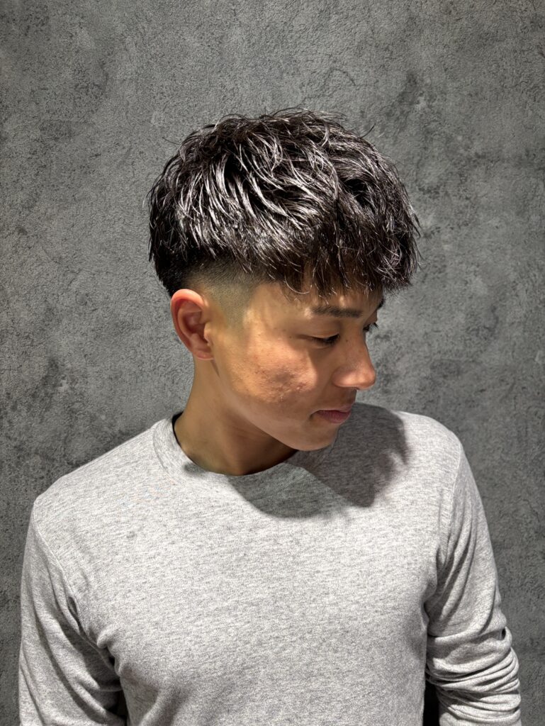 メンズ　パーマ　梅雨　くせ毛
フェード
