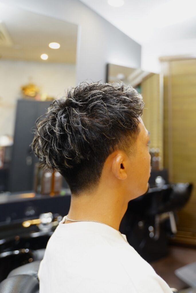 メンズカット メンズショート
メンズパーマ スパイキーショート